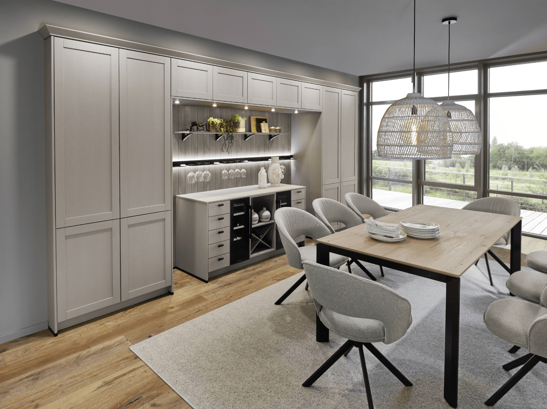 Nobilia Esszimmer-Möbel in Grau mit integrierter Bar, Weinkühlschrank und beleuchteter Vitrine im Landhausstil.